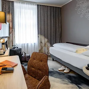 https://mercure-hotel-muenchen-am-olympiapark.getmunichhotels.com